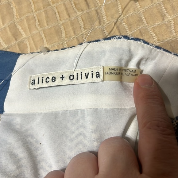 Alice and Olivia skirt - Picture 5 of 9